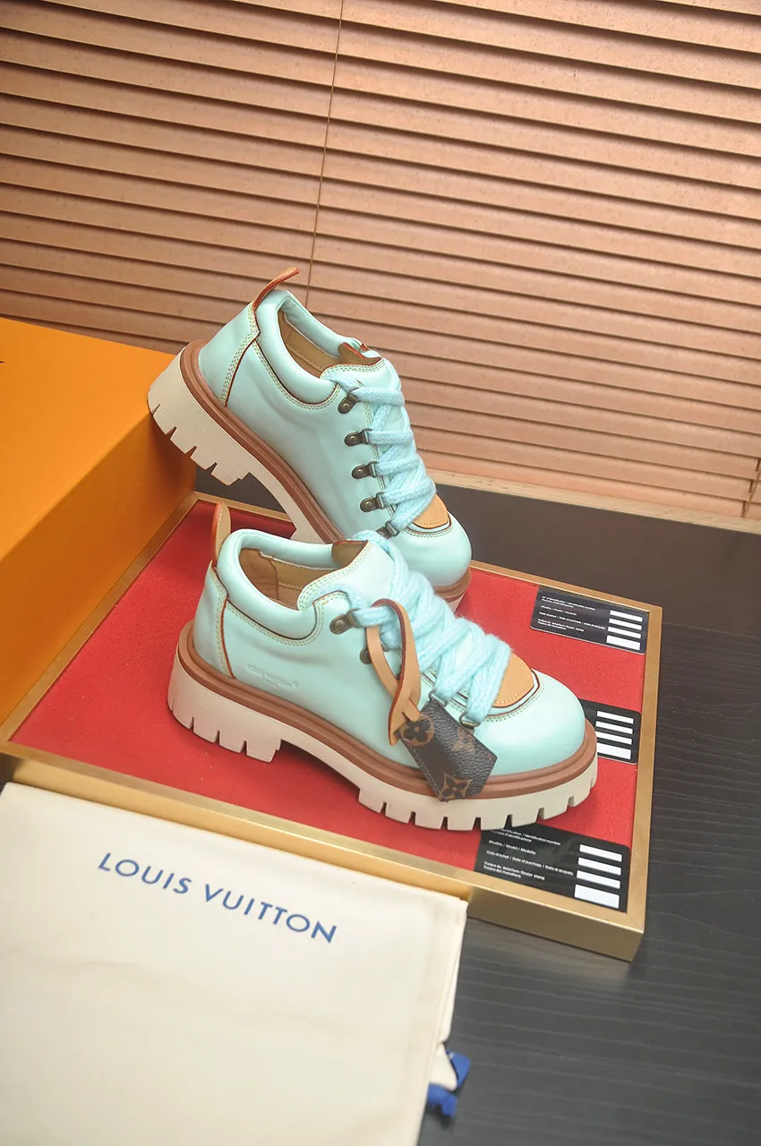 Men's shoes 💰660💶 LV Louis Vuitton 2025 autumn and winter new couple's new style, the original version is developed one to one, retro fashion, handsome and cool mountaineering derby shoes are out of stock 👍 💎 Material: imported first-layer cowhide 💎 Lining: imported lambskin 💎 Outsole: original molded TR non-slip sole 💎 Bottom height: 3.5cm 💎 Shoe size: 35-45 for both men and women